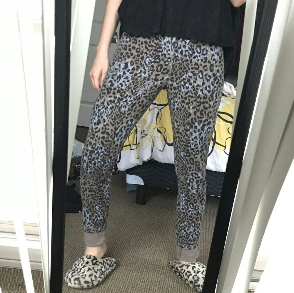 Animal print thick pants